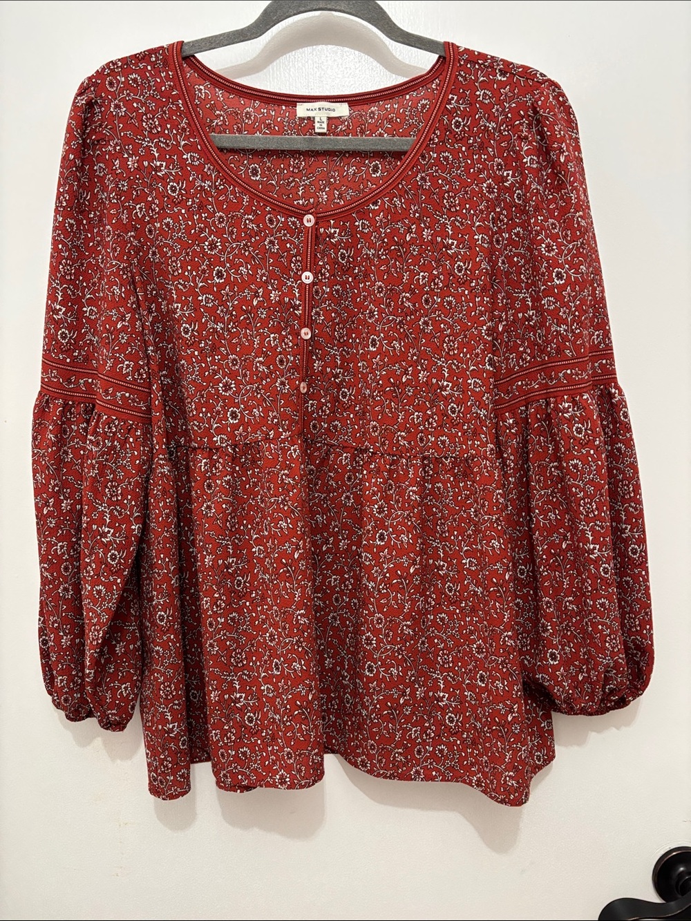 Max Studio Sz L Maeve Rust Red Floral Button-Front Peasant Top